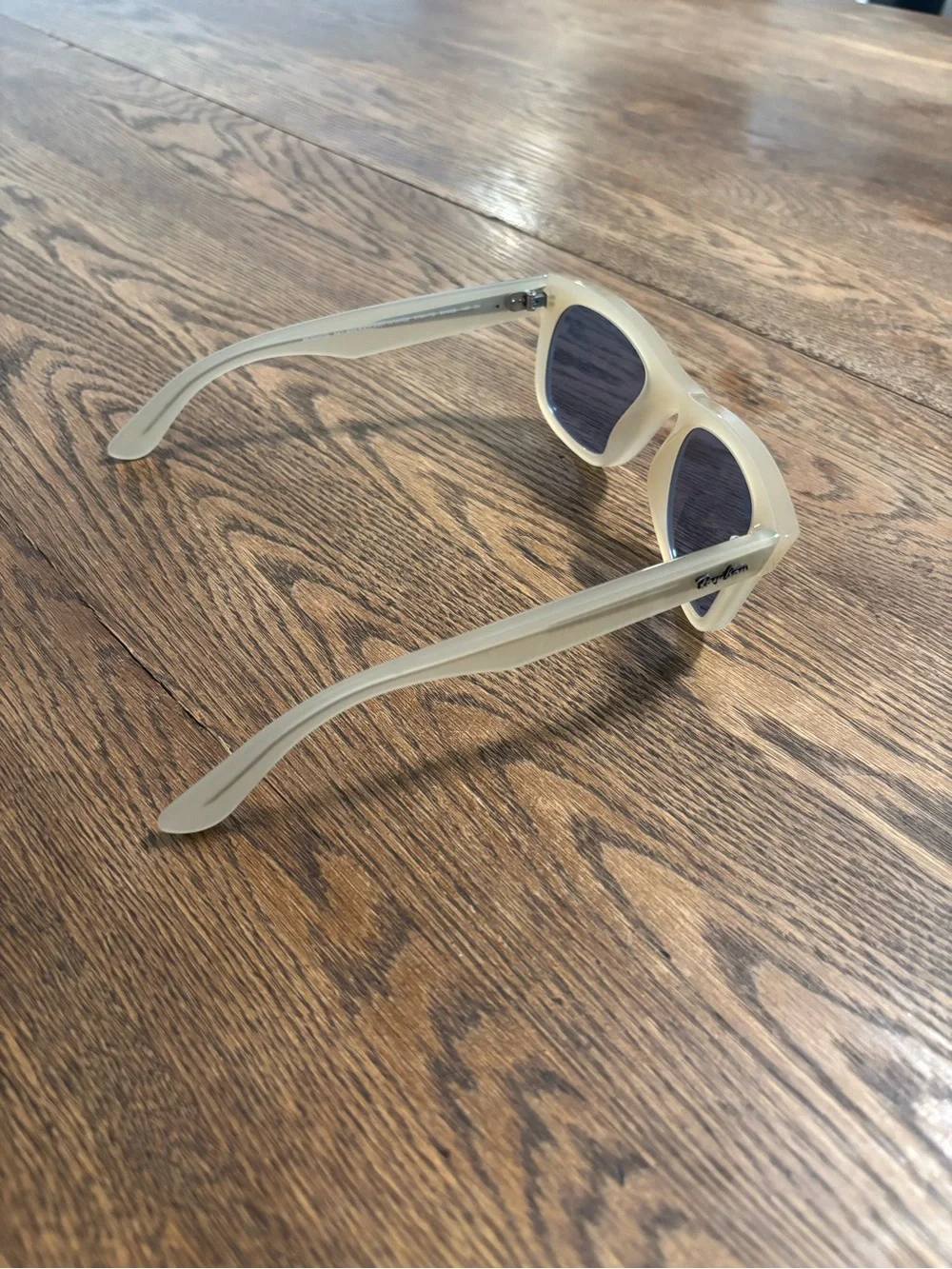 Ray-Ban | Wayfarer Reverse | Nude Frame Sunglasses with Blue Lenses
